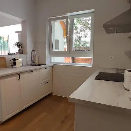 Casa vacanze Flora House 3 Minutes From Balaton Keszthely