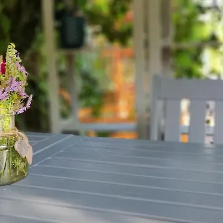 Flora House 3 Minutes From Balaton Keszthely