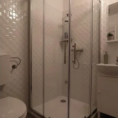 Flora House 3 Minutes From Balaton *