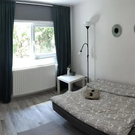 Holiday home Flora House 3 Minutes From Balaton